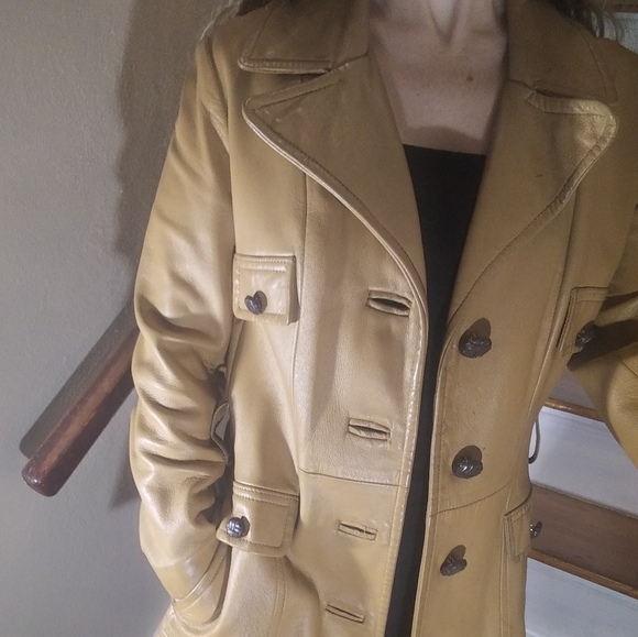 Vintage camel 70s leather jacket - Picture 5 of 11